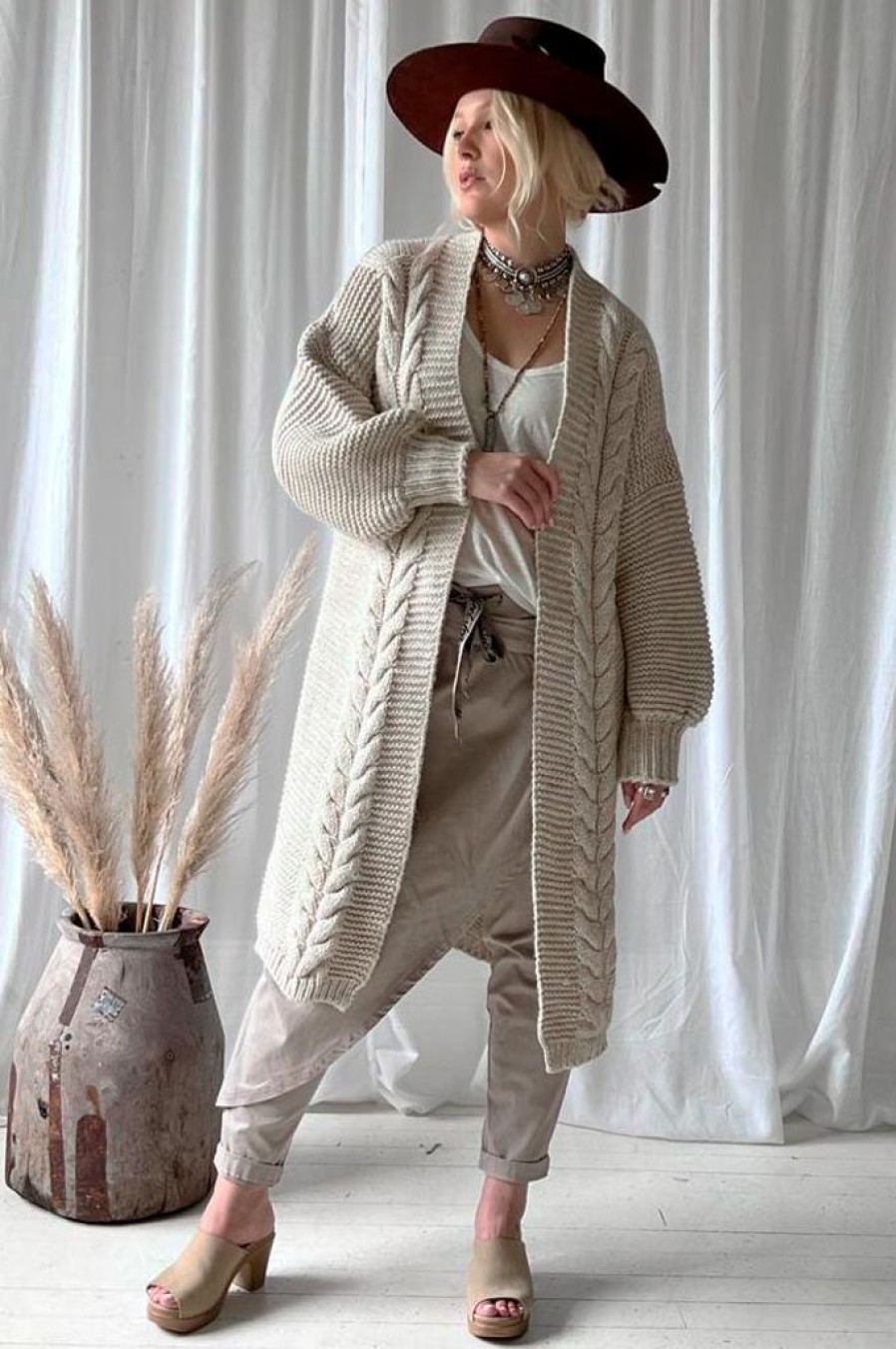 Muoti Bohemiana Neuletakit | Hera Palmikkoneuletakki, Beige