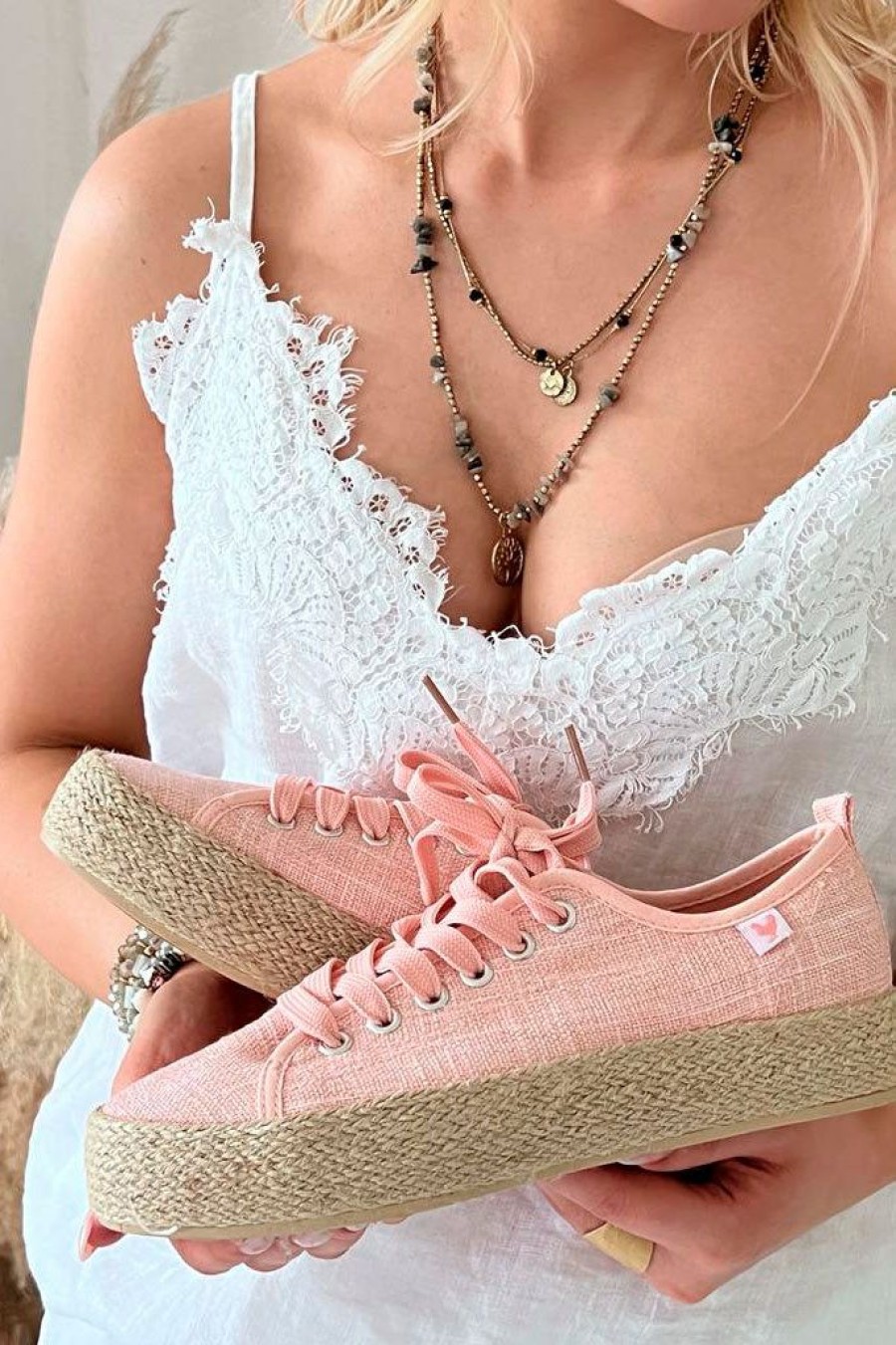 Muoti Walk in Pitas Espadrillot | Ada Pellava Espadrilletennarit, Dusty Pink